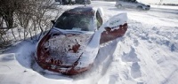 Как освободить автомобиль из снежного плена