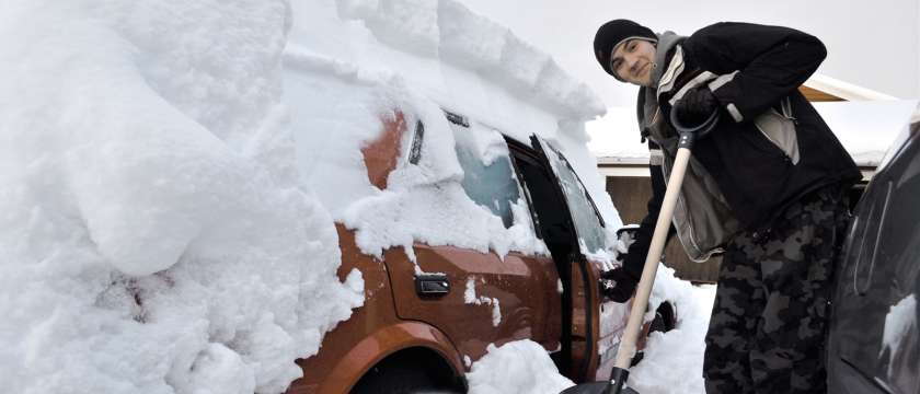 Очистка от снега перед продажей автомобиля