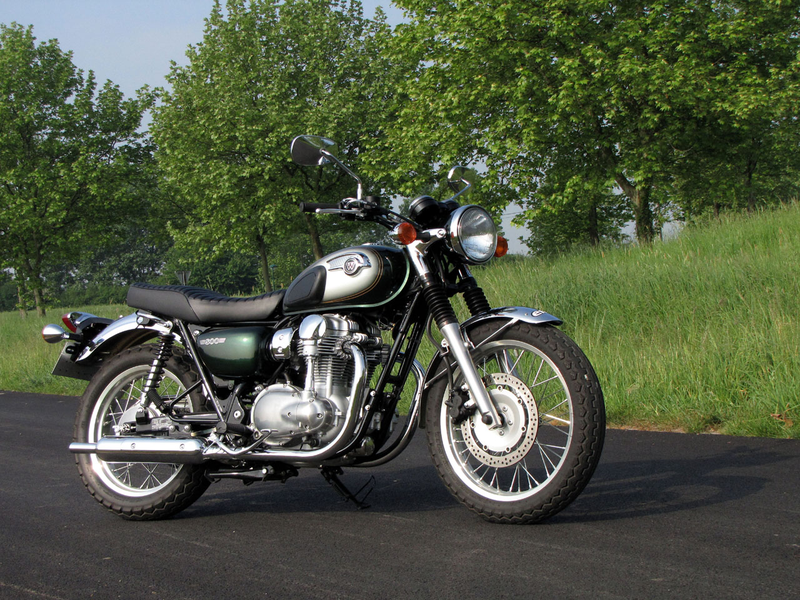 Сейчас 800. Kawasaki w800. Кавасаки w800 2021. Kawasaki w800 Special Edition. Kawasaki w800 2021.