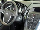 Opel Astra GTC: Цельность характера - фотография 24
