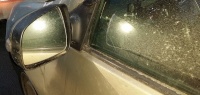 Как бывалые автомобили защищают боковые стекла от грязи в дождь?