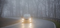 6 важных правил, чтобы не разбиться на машине в туман
